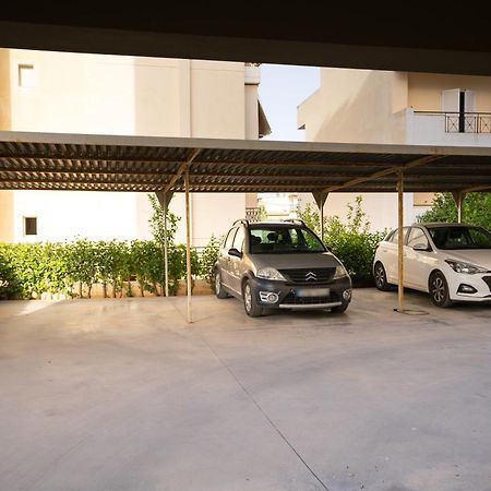 Maria'S Airport Apartment Koropíon Dış mekan fotoğraf