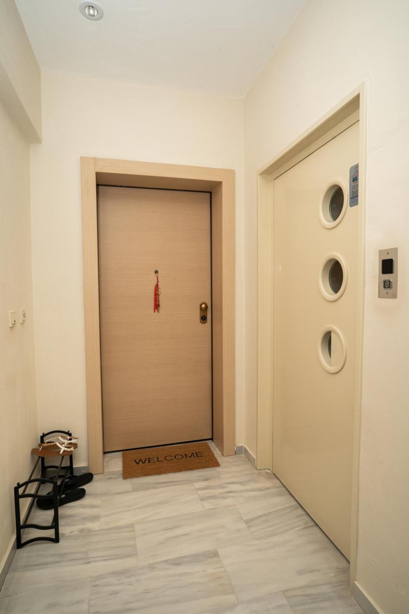 Maria'S Airport Apartment Koropíon Dış mekan fotoğraf