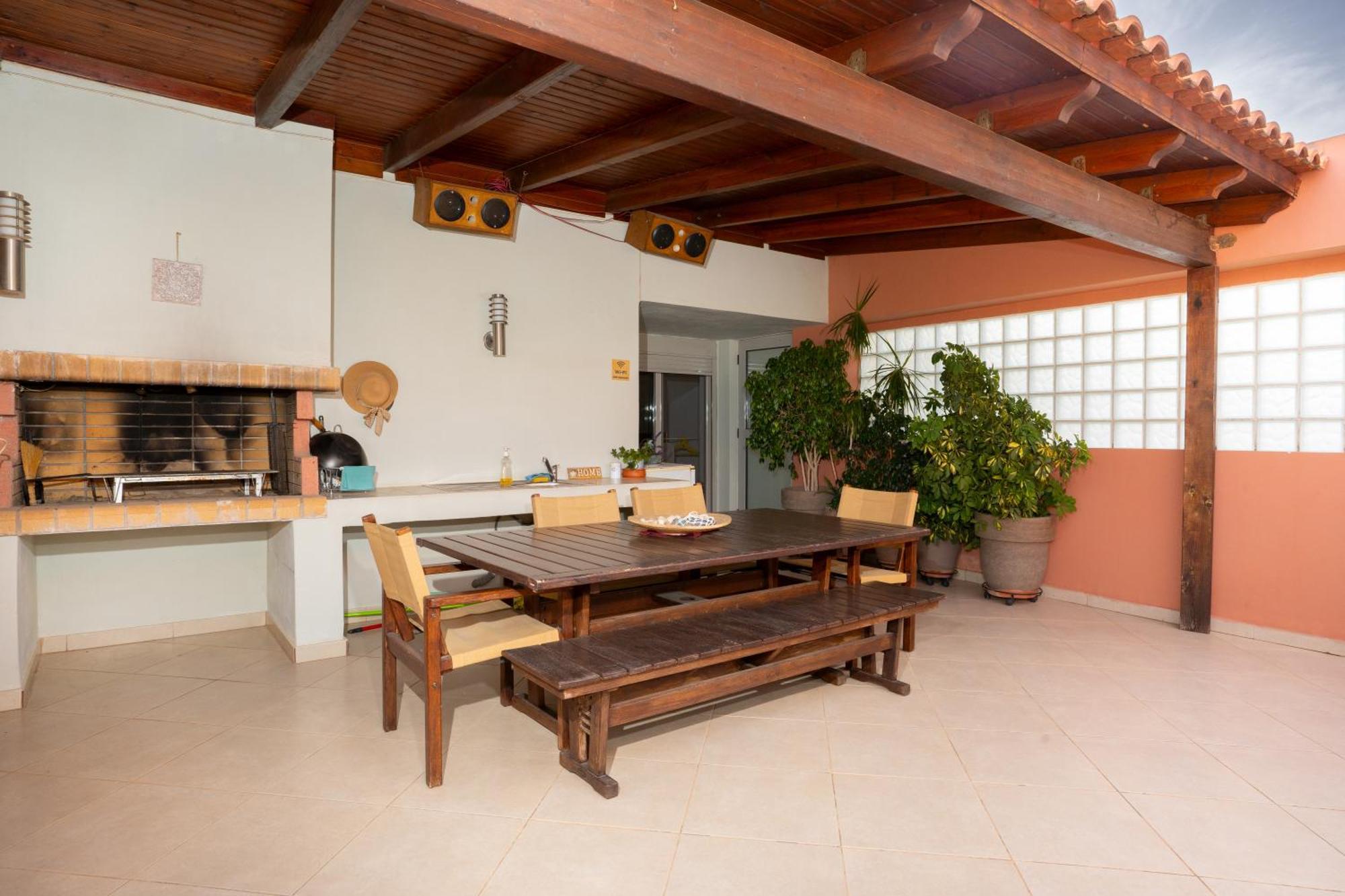 Maria'S Airport Apartment Koropíon Dış mekan fotoğraf