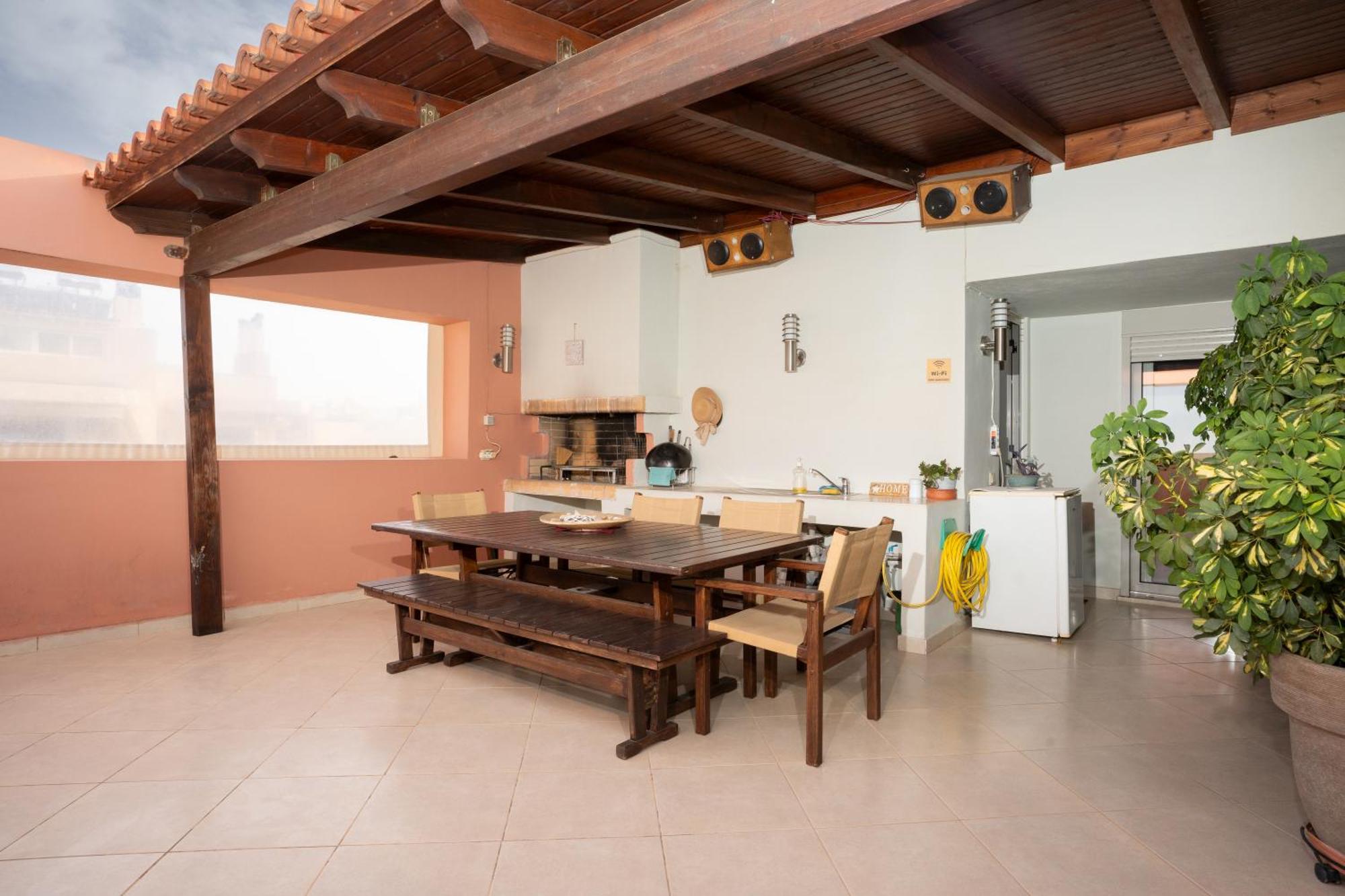 Maria'S Airport Apartment Koropíon Dış mekan fotoğraf